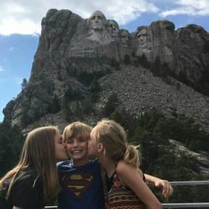 Meet your Posher, Morgan